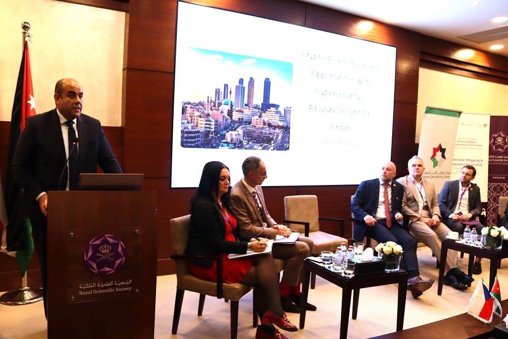 أبو حلتم: تعزيز الابتكار والشفافية وبيئة آمنه لتداول العملات المشفرة وتبني الثقة بين أصحاب المصلحة أهم مرتكزات رؤية هيئة الأوراق المالية لمواجهة تحديات الأمن السيبراني